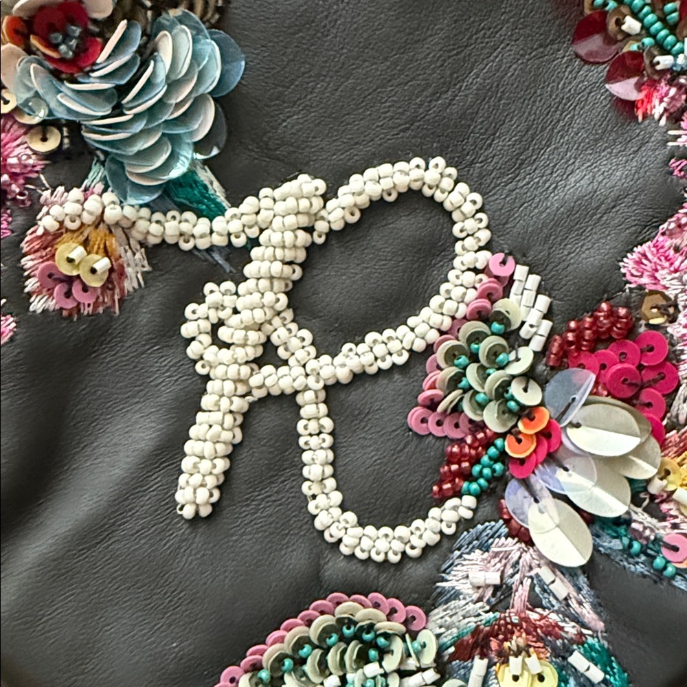 NWT Anthropologie Floral Embroidered Pouch - Initial R - Picture 6 of 6